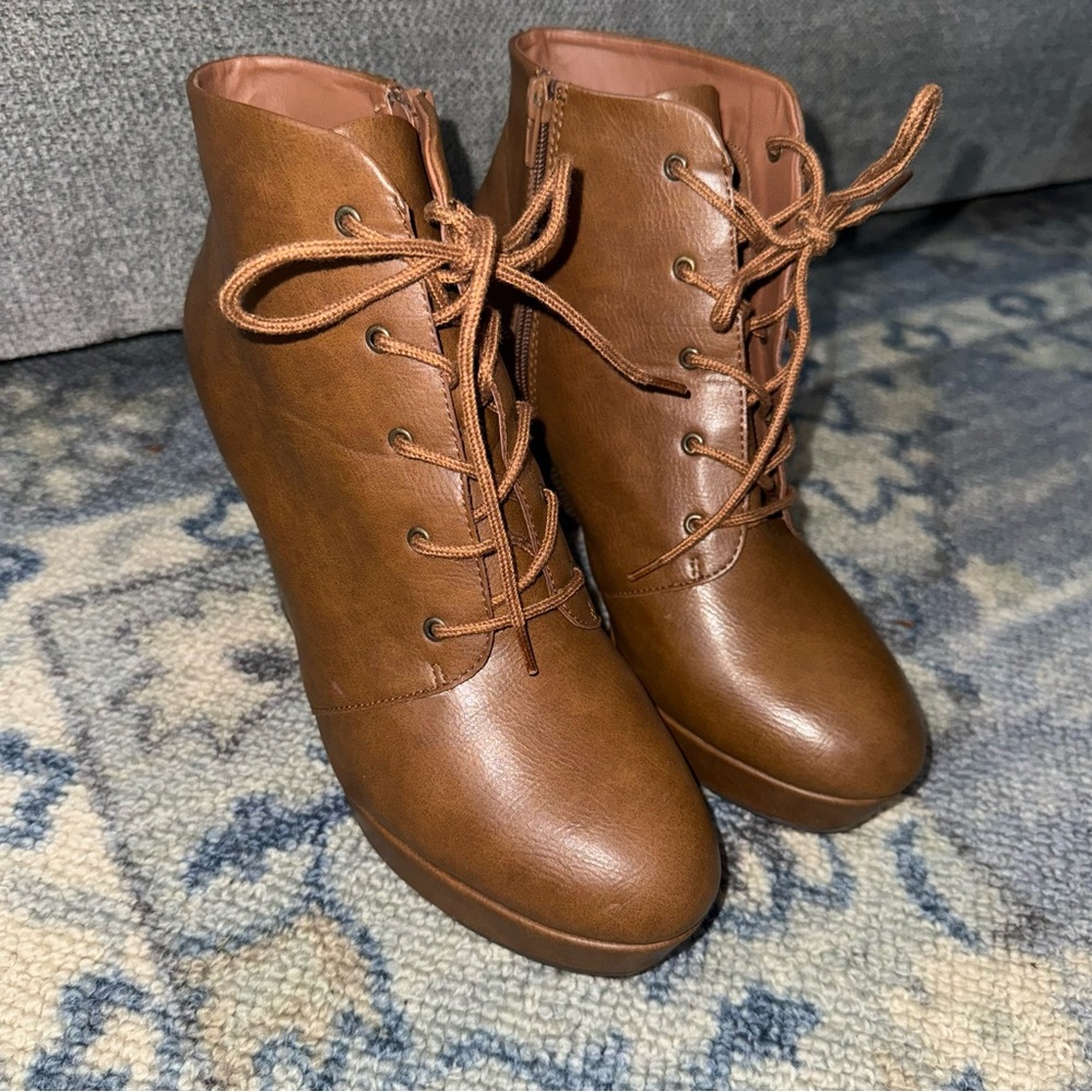 Brash Brown Platform Ankle Booties size 11 new with box